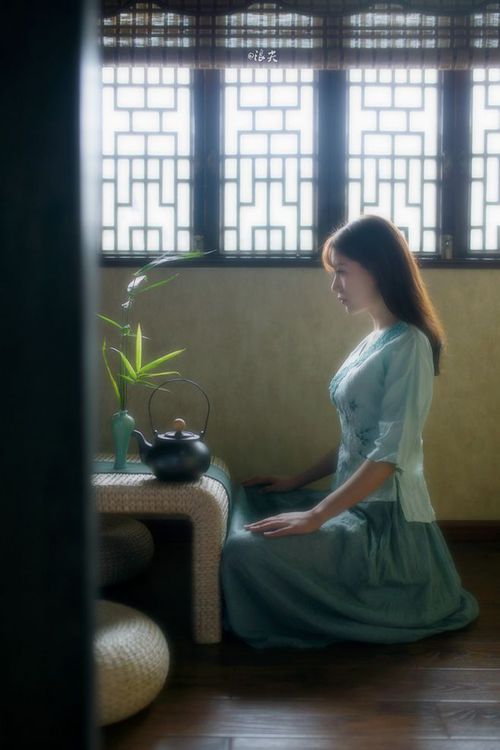 从伊萨克的闪光到葡萄牙的黎明，当新生代撕裂旧时代的黄昏